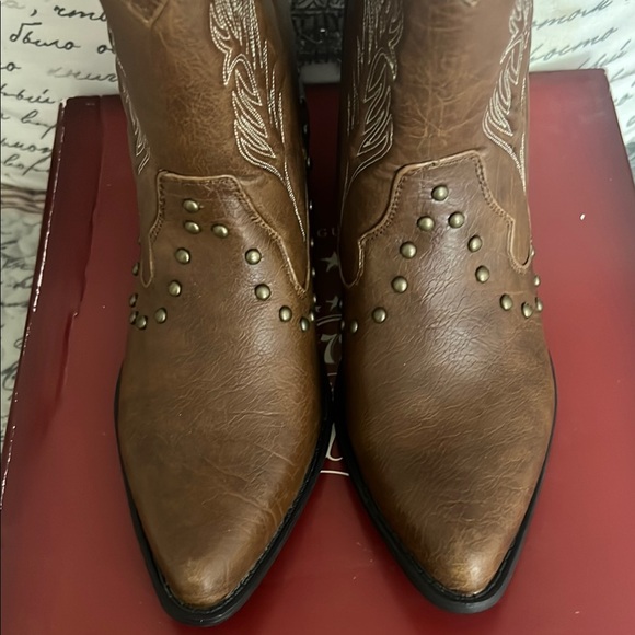 Faded Glory Brown cowboy boots - Picture 7 of 7